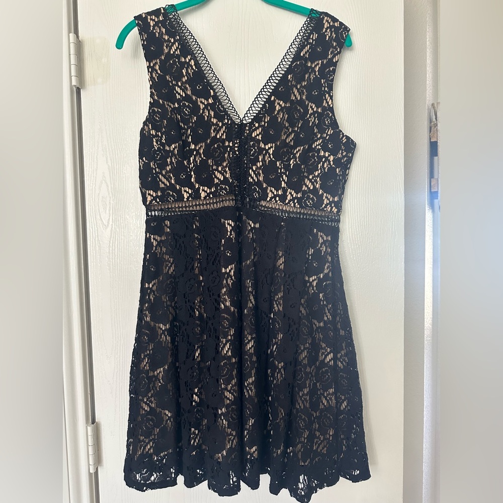 Mi Ami Black Lace Dress